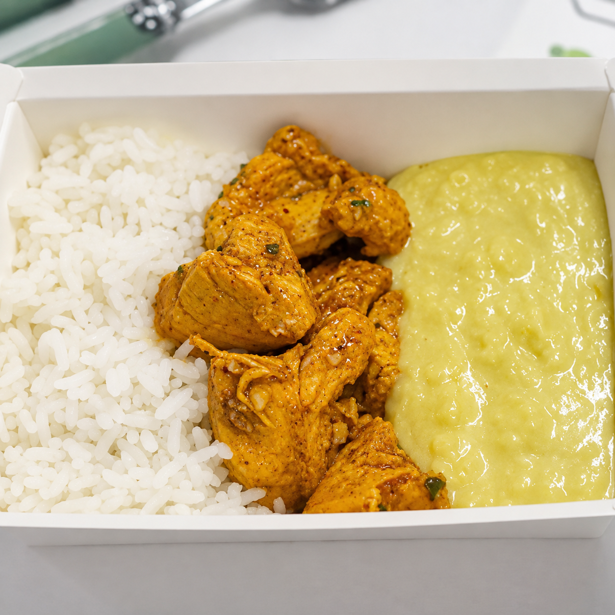Cubos de Frango, Arroz e Creme de Milho 300g